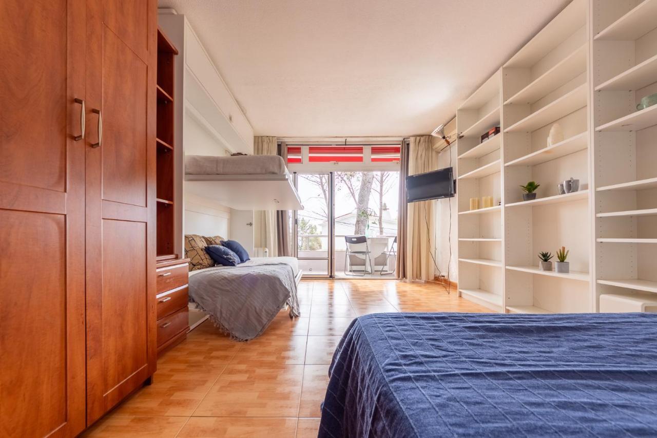 Luminoso Bungalow Con Parking Таррагона Екстер'єр фото
