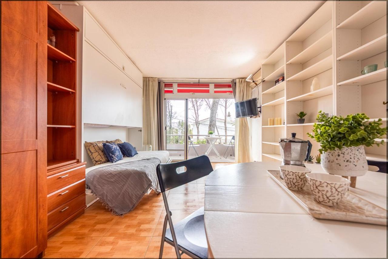Luminoso Bungalow Con Parking Таррагона Екстер'єр фото