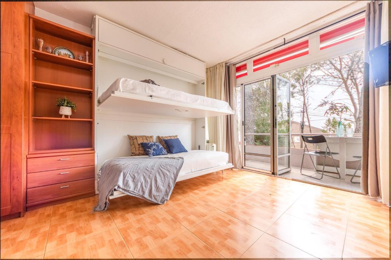 Luminoso Bungalow Con Parking Таррагона Екстер'єр фото