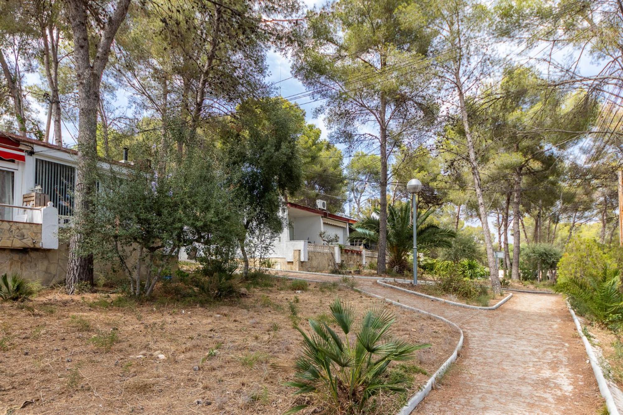 Luminoso Bungalow Con Parking Таррагона Екстер'єр фото